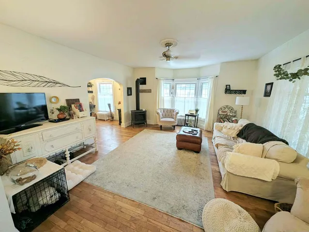 $242,000 | 614 West Cass Street, Greenville, MI 48838