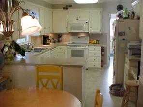 5900 Portburn Road Charlotte, NC 28211 - Photo 4 of 8 Gallery Image 4