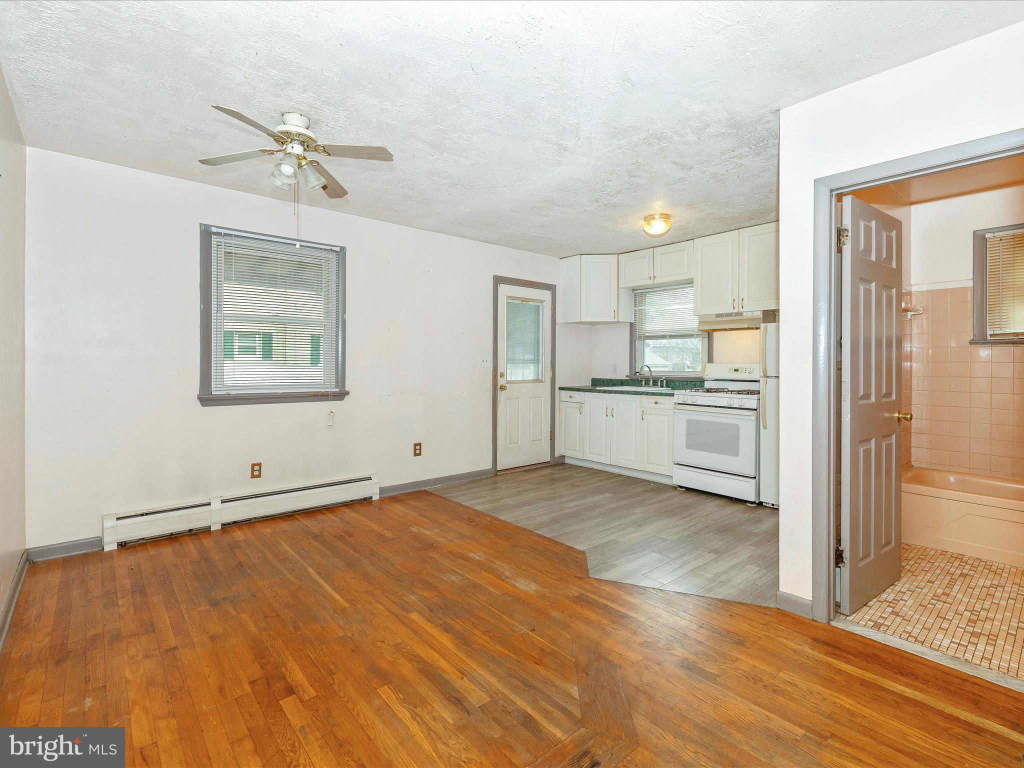 3 Mountain View Circle Thurmont, MD 21788 - Photo 35 of 64 In-Law Suite Living & Dining