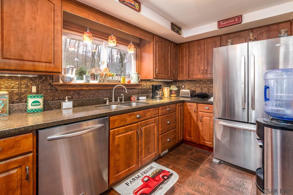 193 Brickley Road Altoona, PA 16601 - Photo 6 of 43 Gallery Image 6