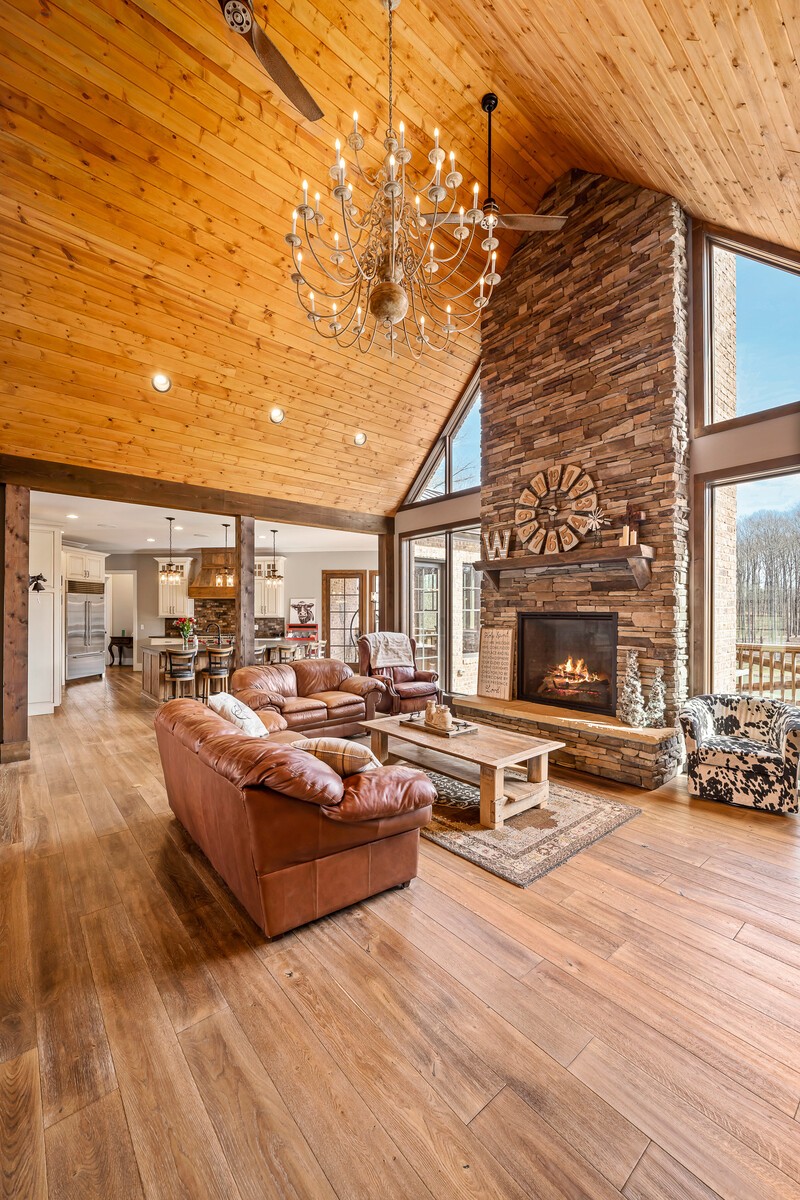4250 Moss Road Baxter, TN 38544 - Photo 45 of 69 a living room with furniture and a fireplace