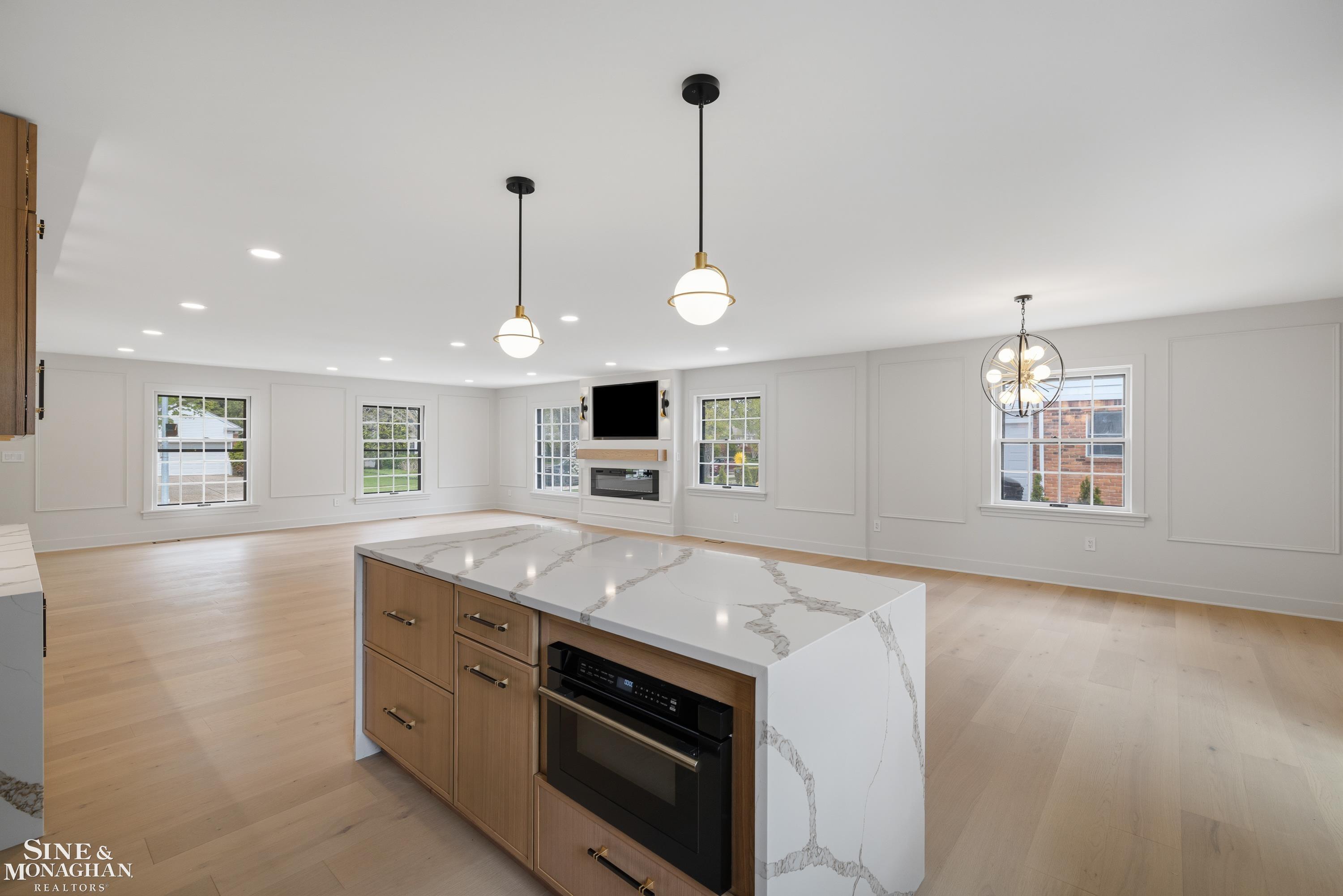 773 Hawthorne Road Grosse Pointe, MI 48236 - Photo 27 of 73