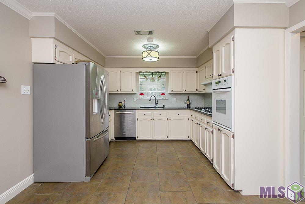2001 Hoyt Drive Baton Rouge, LA 70816 - Photo 12 of 31