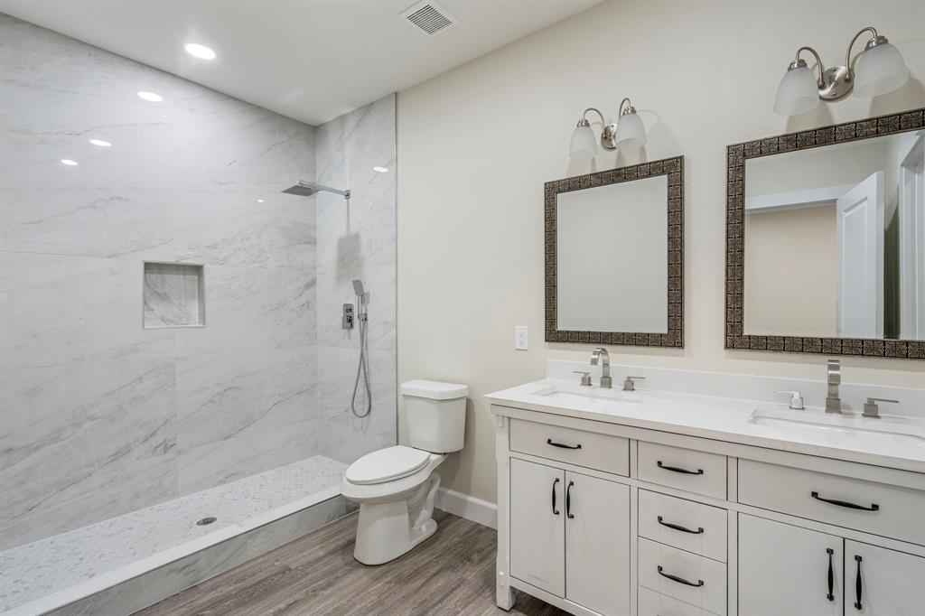 518 South Cockrell Hill Road Cockrell Hill, TX 75211 - Photo 13 of 24