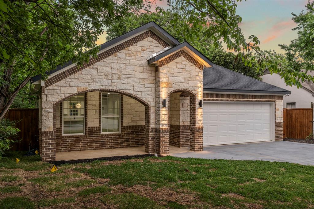 518 South Cockrell Hill Road Cockrell Hill, TX 75211 - Photo 2 of 24