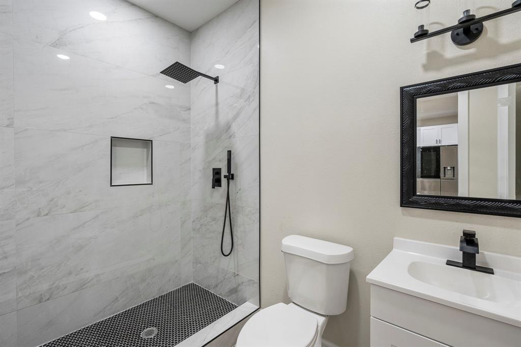 518 South Cockrell Hill Road Cockrell Hill, TX 75211 - Photo 21 of 24