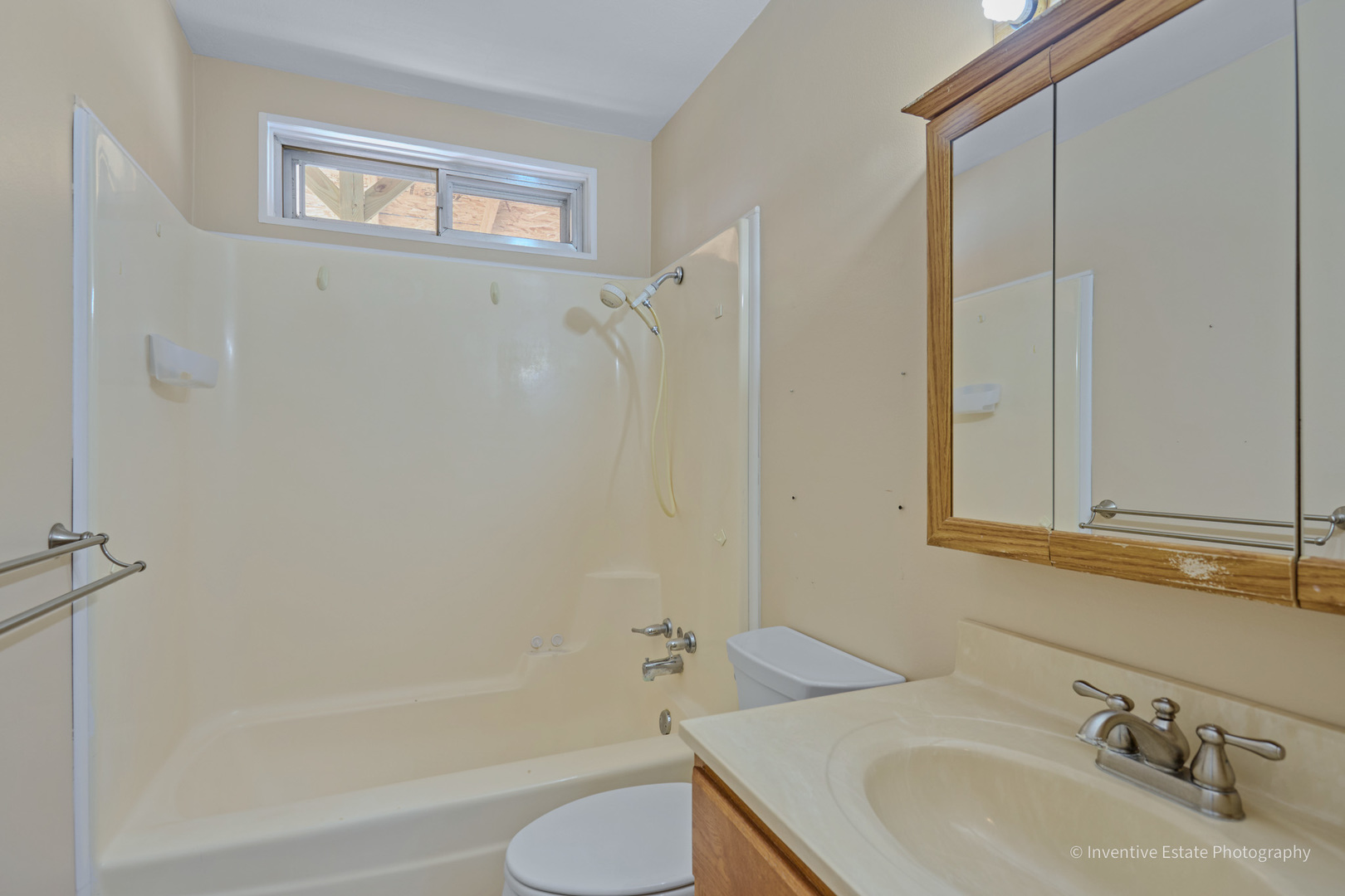 308 Eaton Avenue Romeoville, IL 60446 - Photo 14 of 21 Gallery Image 14