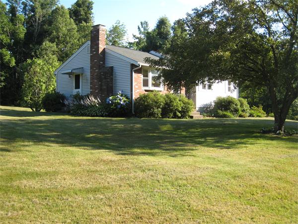 126 Princeton Road Sterling, MA 01564 - Photo 2 of 24