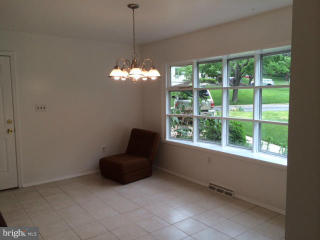 12812 Kilgore Road Silver Spring, MD 20904 - Photo 3 of 19 Family Room