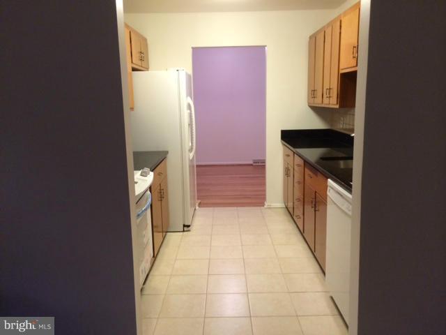 12812 Kilgore Road Silver Spring, MD 20904 - Photo 4 of 19 Kitchen