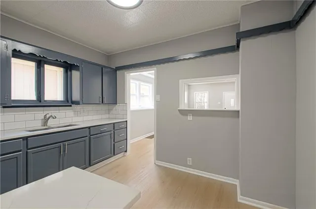 $160,000 | 9 South 20th Street, Kansas City, KS 66102