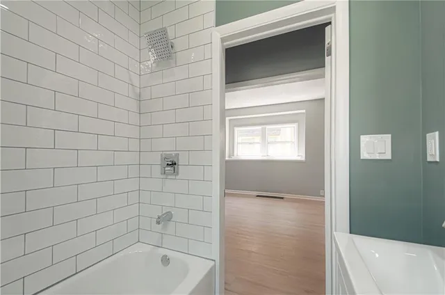 $160,000 | 9 South 20th Street, Kansas City, KS 66102