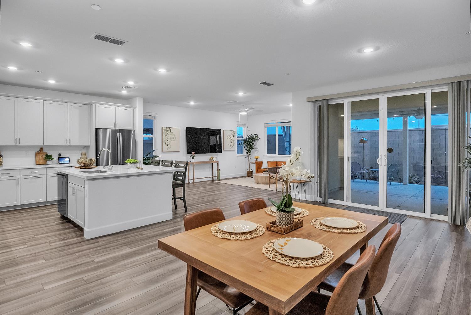 3912 Azul Way Sacramento, CA 95835 - Photo 21 of 52