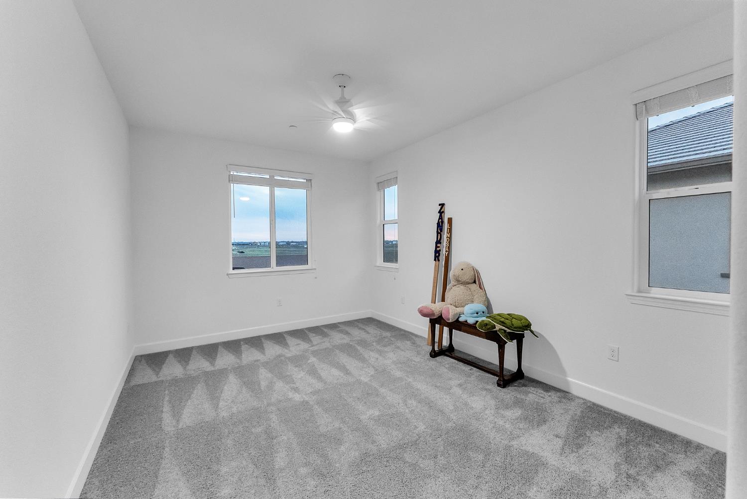 3912 Azul Way Sacramento, CA 95835 - Photo 31 of 52