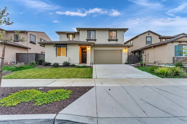$875,000 | 3912 Azul Way, Sacramento, CA 95835