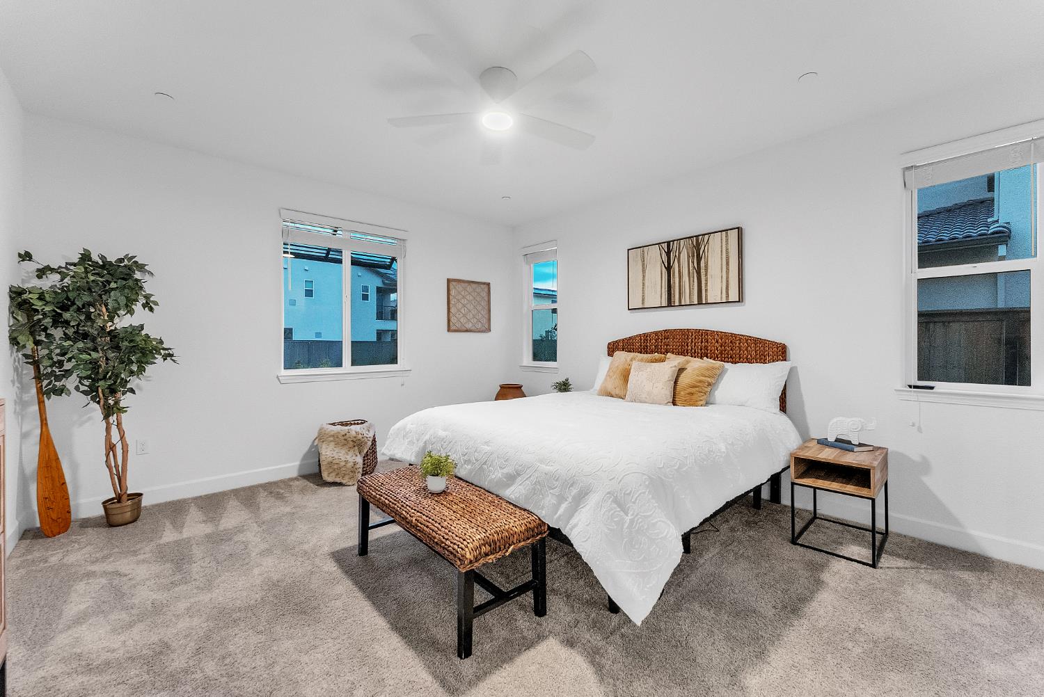 3912 Azul Way Sacramento, CA 95835 - Photo 9 of 52