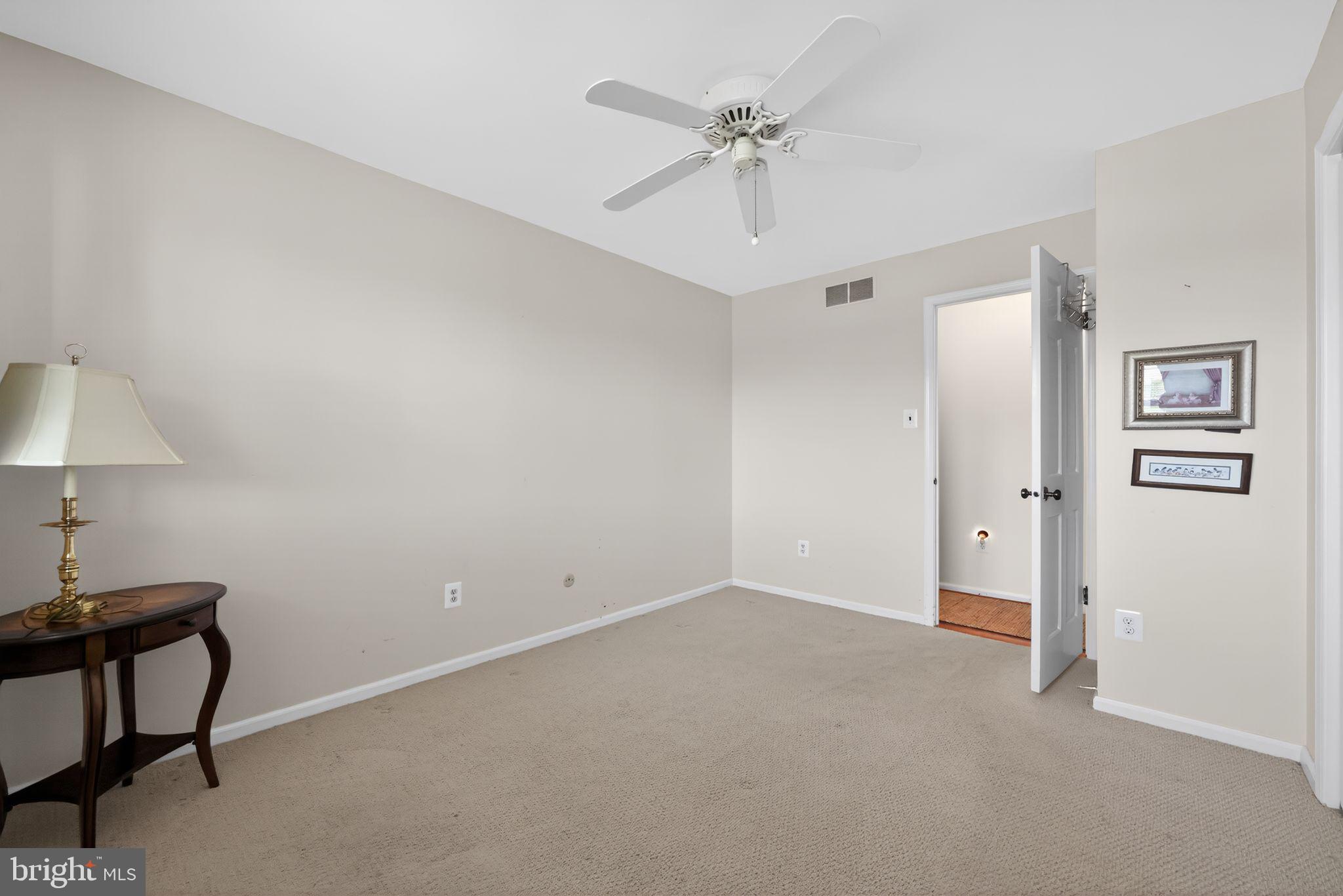213 Haddonfield Cmns, Unit 213 Haddonfield, NJ 08033 - Photo 26 of 35 Bright and airy bedroom retreat.
