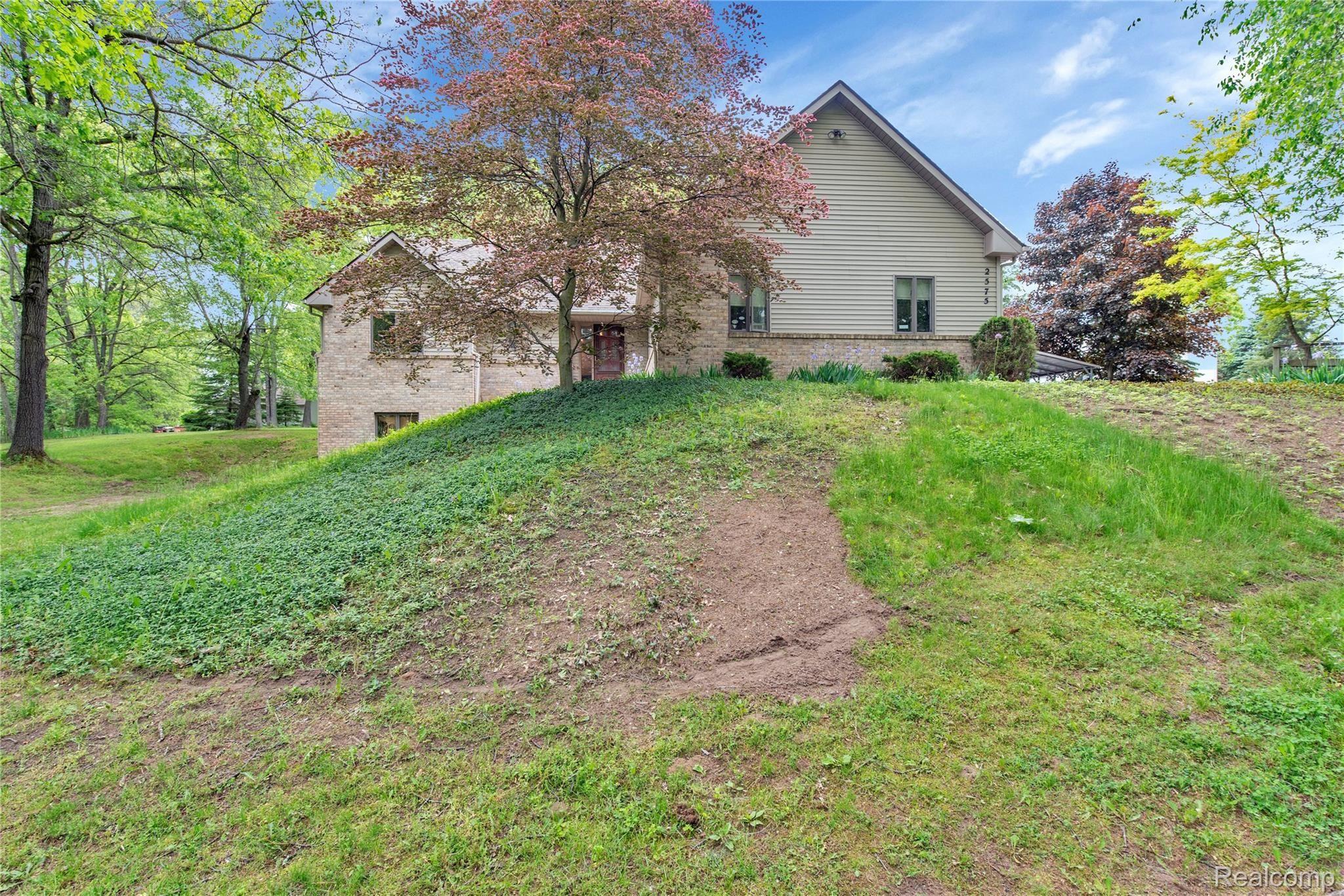 2575 Rush Lake Road Pinckney, MI 48169 - Photo 1 of 36 2575 Rush Lake - HD Drone Photography-2.JPG