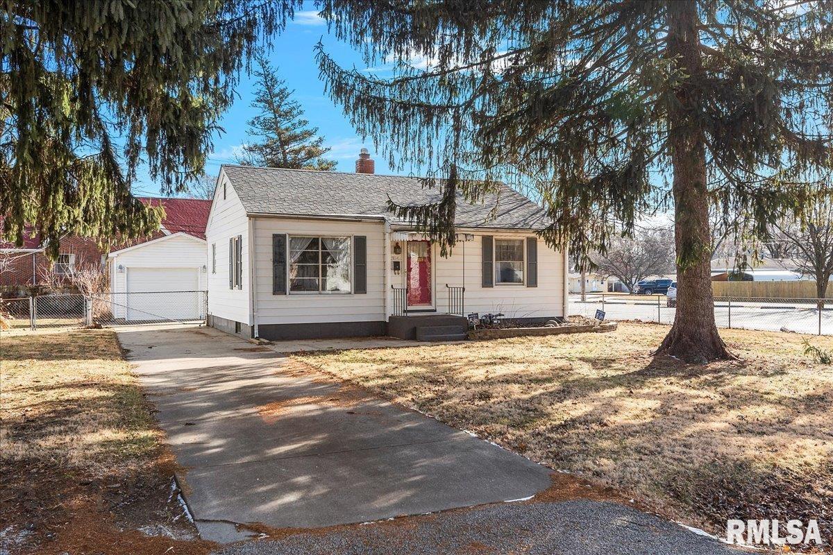 3542 Sheridan Street Springfield, IL 62703 - Photo 1 of 24