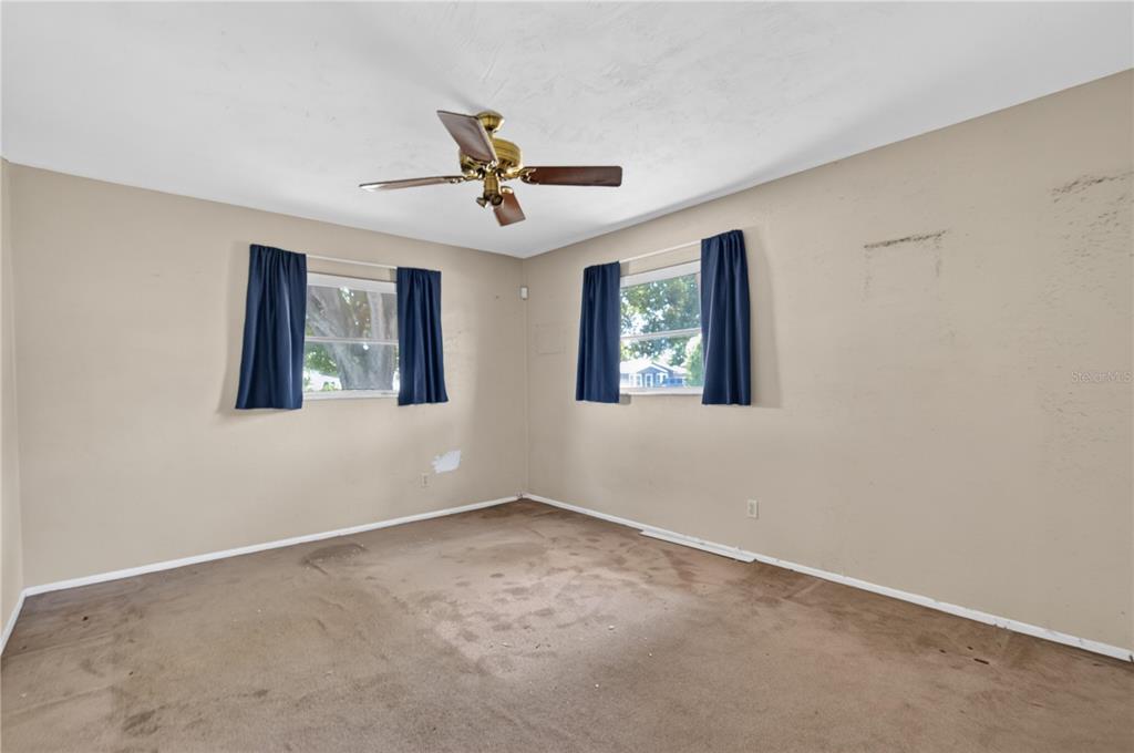 1901 57th Street North St. Petersburg, FL 33710 - Photo 18 of 34 Gallery Image 18