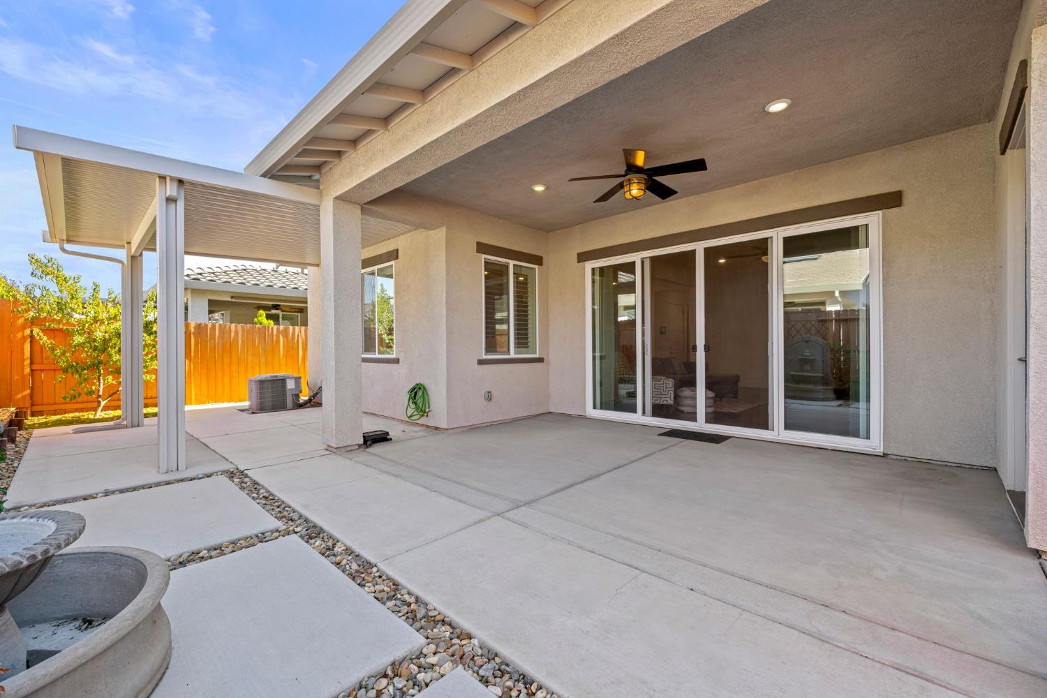 6281 Element Lane Roseville, CA 95747 - Photo 11 of 16 a very nice looking room with a large window