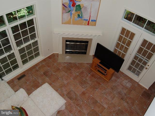 11429 Hollow Timber Way Reston, VA 20194 - Photo 5 of 30 Family Room
