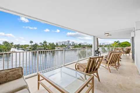 $1,745,000 | 3100 Northeast 47th Court, Unit 303, Fort Lauderdale, FL 33308