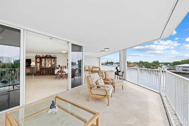 $1,720,000 | 3100 Northeast 47th Court, Unit 303, Fort Lauderdale, FL 33308