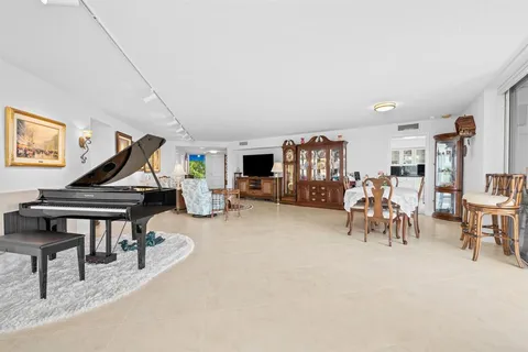 $1,745,000 | 3100 Northeast 47th Court, Unit 303, Fort Lauderdale, FL 33308