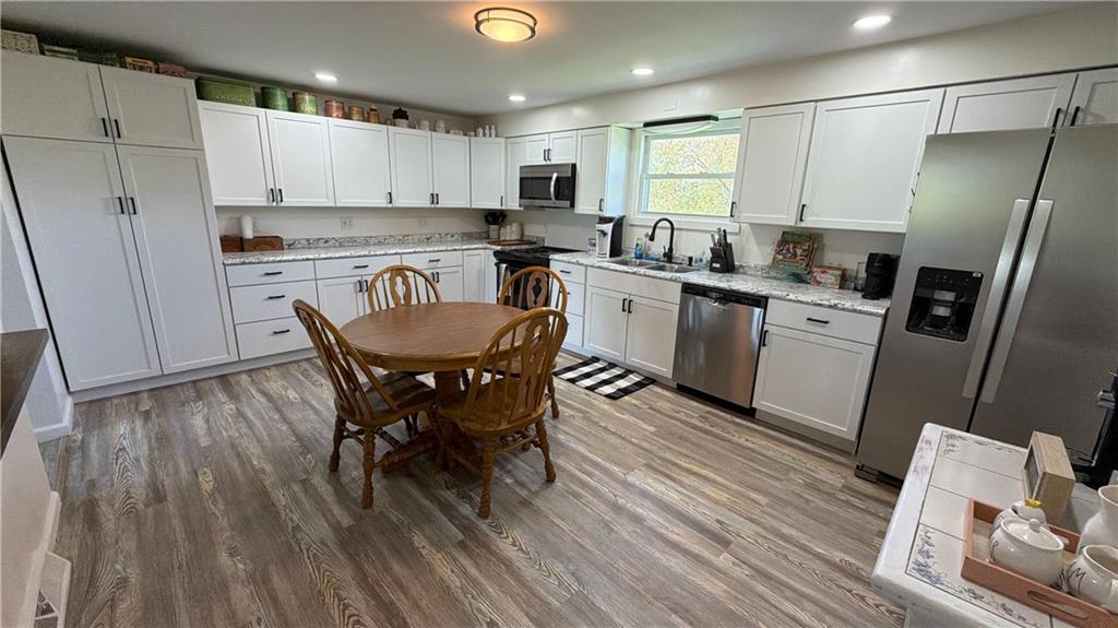 3147 Oneida Valley Road Hilliards, PA 16040 - Photo 12 of 34
