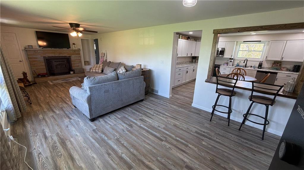 3147 Oneida Valley Road Hilliards, PA 16040 - Photo 16 of 34