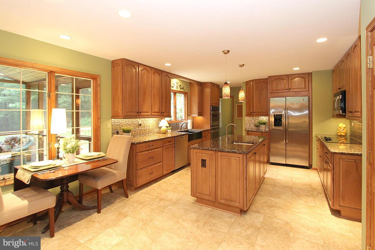 8212 Honeysuckle Road Manassas, VA 20112 - Photo 10 of 30 Remodeled Chef's Kitchen