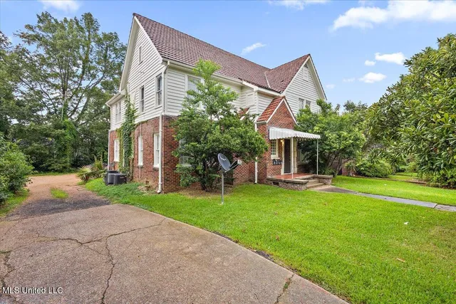 $315,000 | 968 East Fortification Street, Unit 1 2 3 & 4, Jackson, MS 39202