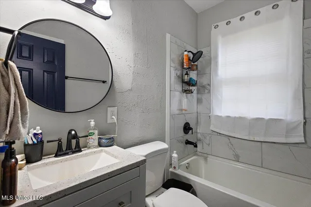 $315,000 | 968 East Fortification Street, Unit 1 2 3 & 4, Jackson, MS 39202