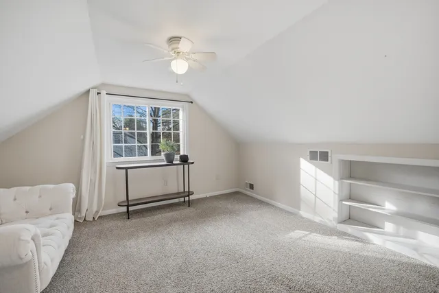 $2,500 | 33 Springdale Street, Westfield, MA 01085