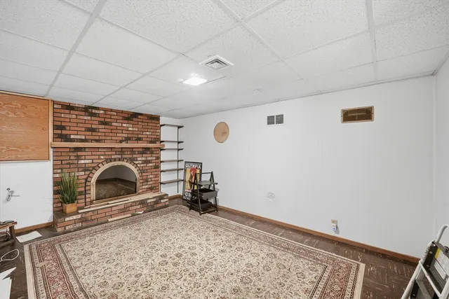 $2,500 | 33 Springdale Street, Westfield, MA 01085