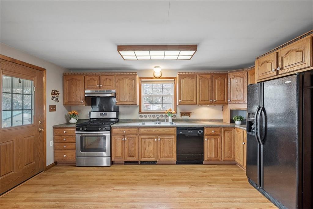 1640 Highland Road Conway, PA 15027 - Photo 14 of 35 Gallery Image 14