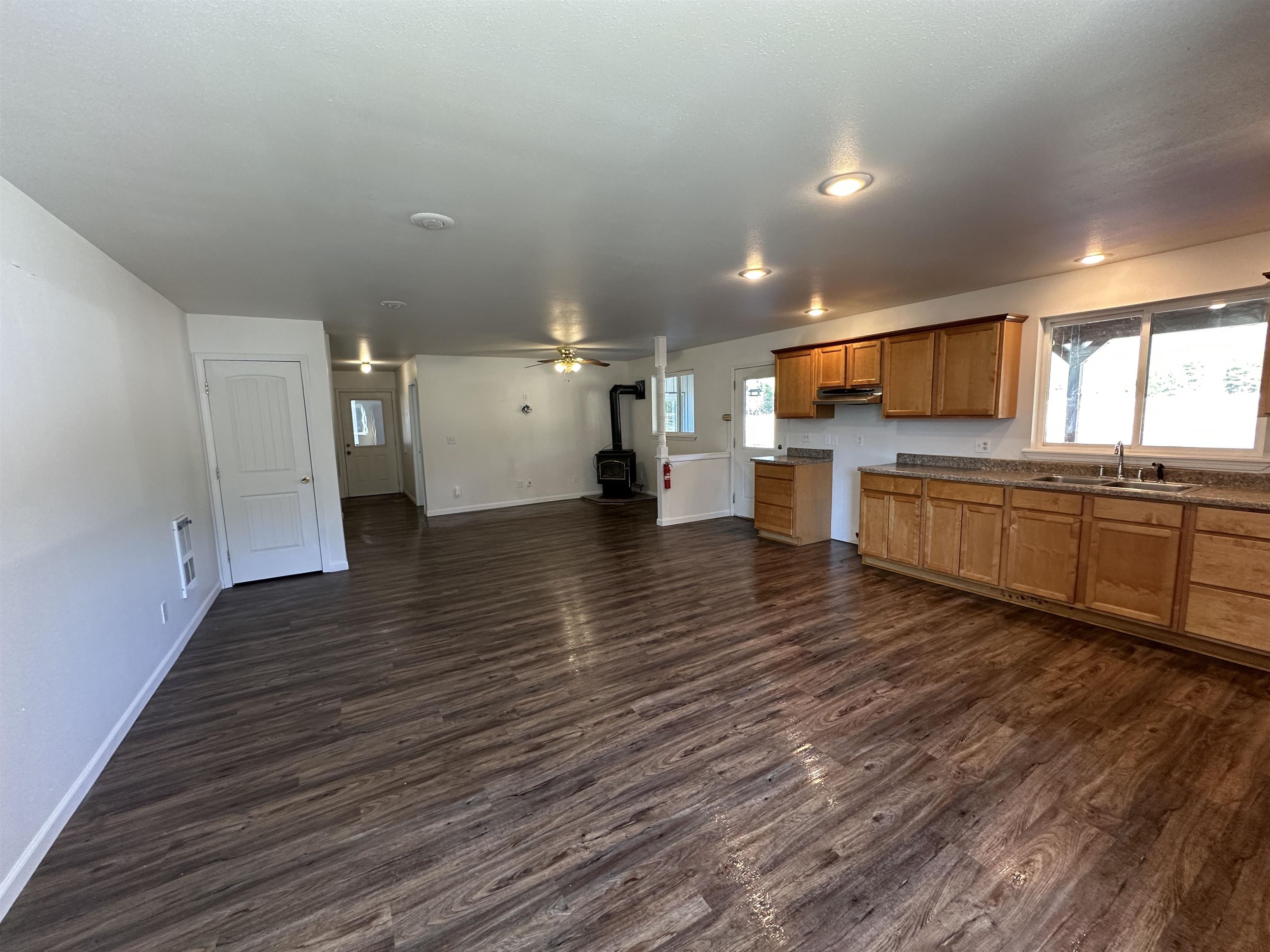 1496 U State Rte 20 Colville, WA 99114 - Photo 11 of 48