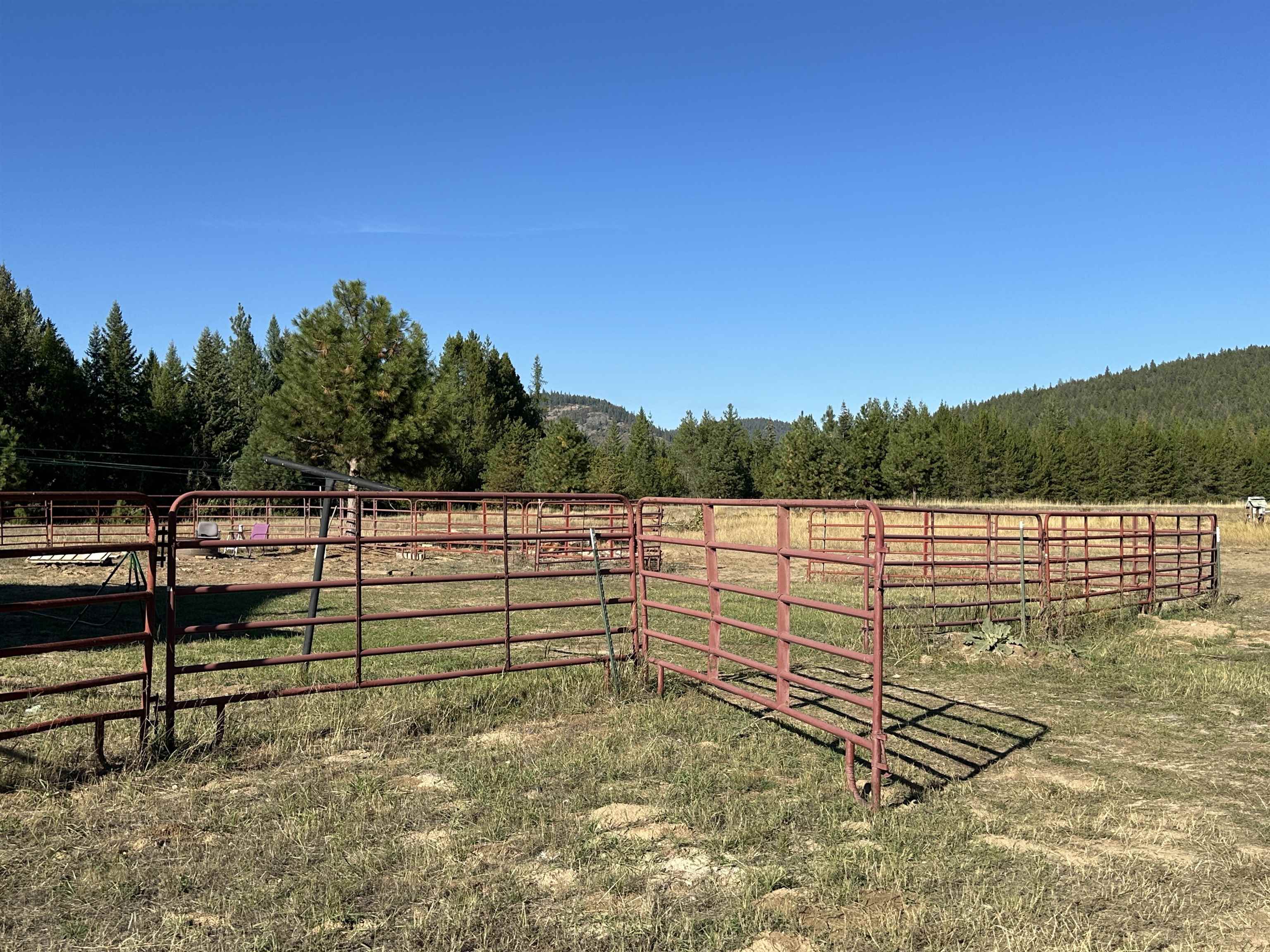 1496 U State Rte 20 Colville, WA 99114 - Photo 31 of 48