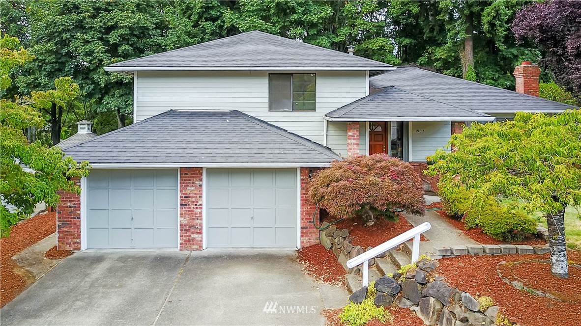 1902 Northeast 29th Court Renton, WA 98056 - Photo 1 of 19