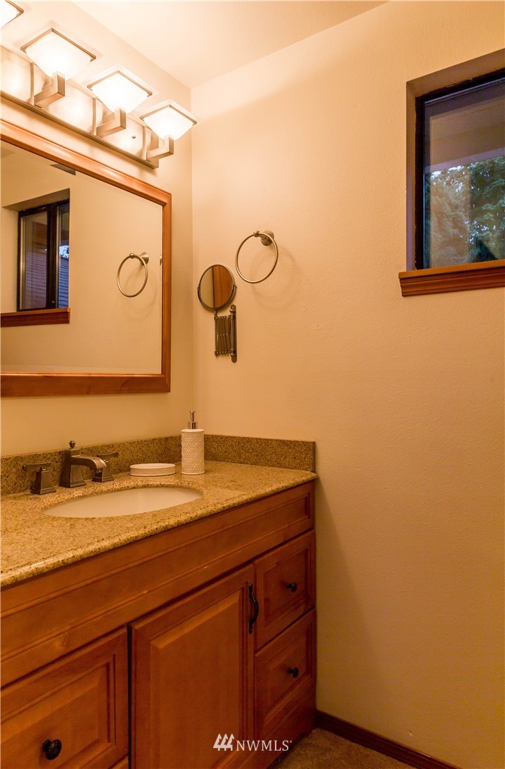 1902 Northeast 29th Court Renton, WA 98056 - Photo 11 of 19