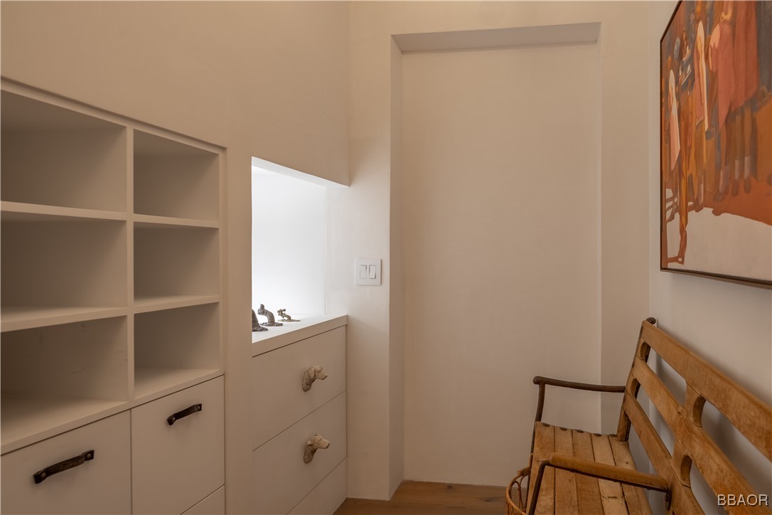 43612 Shasta Road Big Bear Lake, CA 92315 - Photo 14 of 34