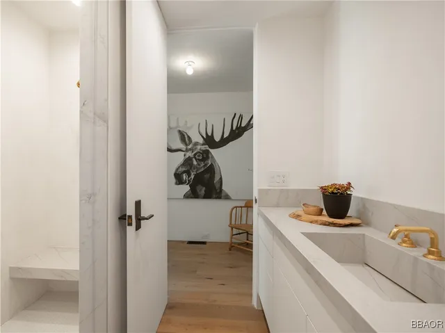 $1,695,000 | 43612 Shasta Road, Big Bear Lake, CA 92315