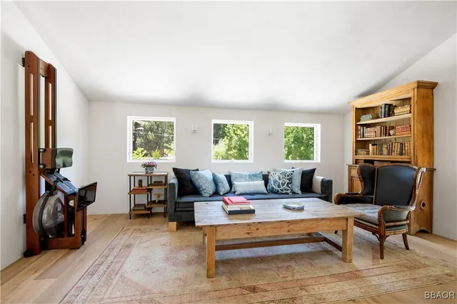 $1,695,000 | 43612 Shasta Road, Big Bear Lake, CA 92315