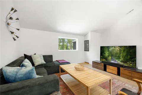 $1,695,000 | 43612 Shasta Road, Big Bear Lake, CA 92315