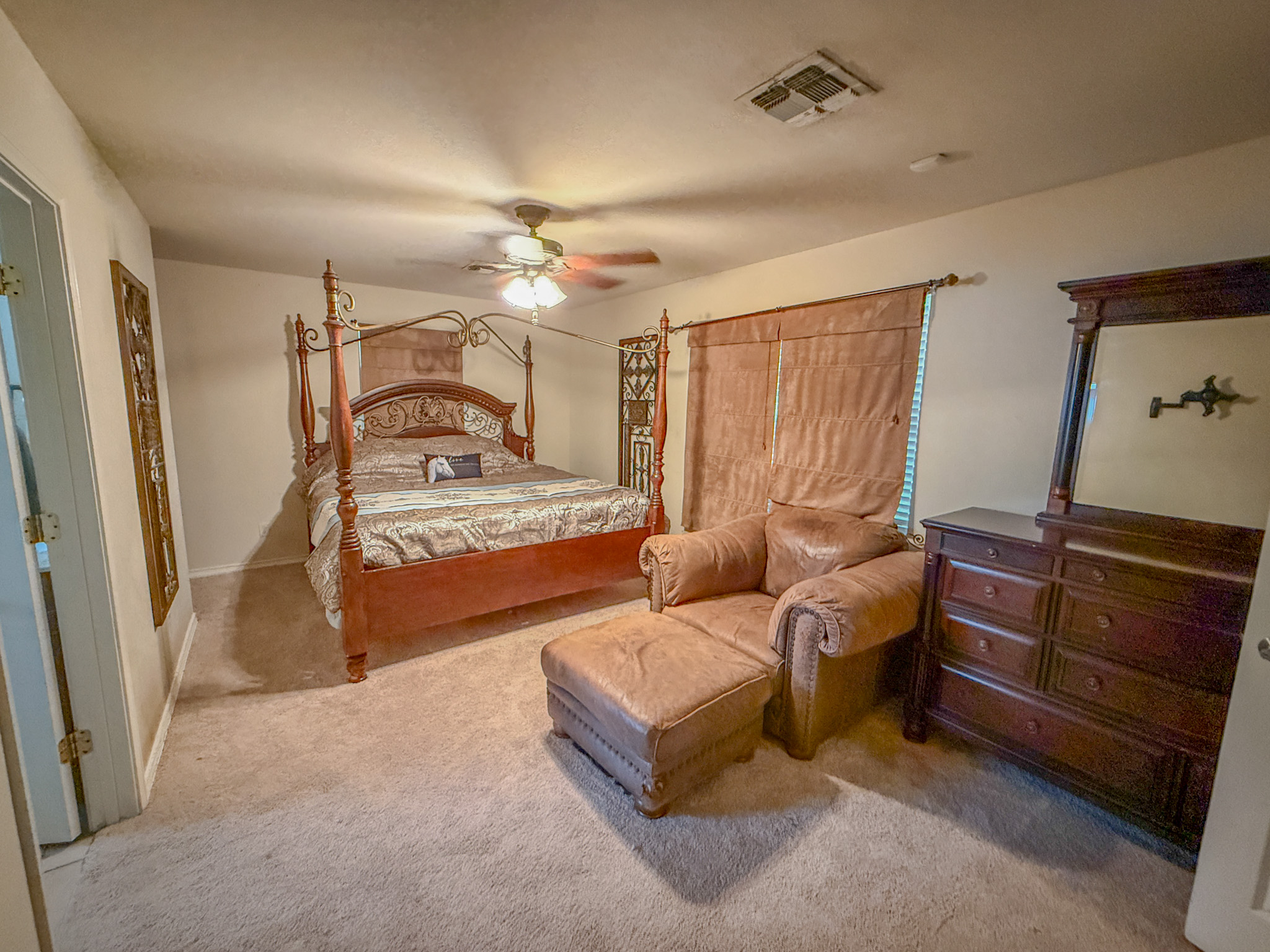Undisclosed Address Georgetown, TX 78633 - Photo 30 of 37 a living room with furniture and a dresser