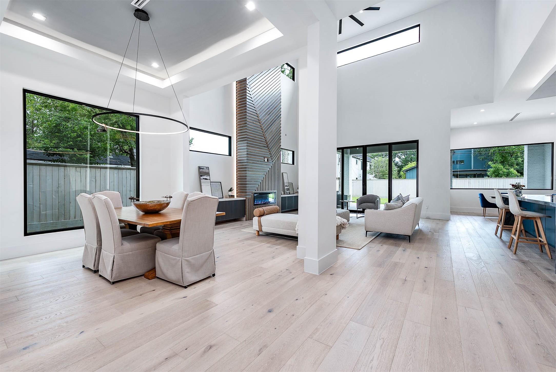 207 West 33rd Street Houston, TX 77018 - Photo 5 of 50