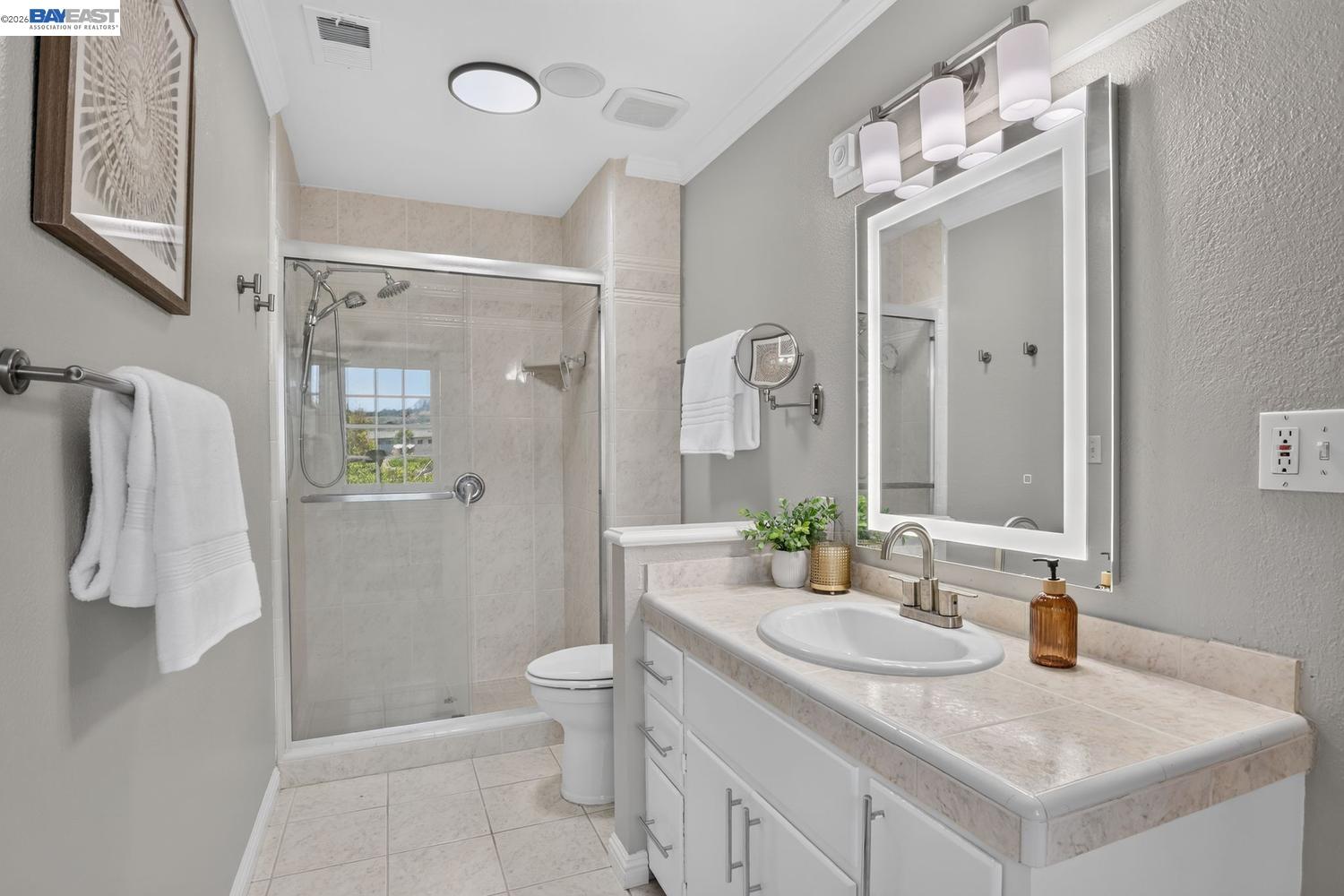 4571 Ewing Road Castro Valley, CA 94546 - Photo 28 of 47 Gallery Image 28