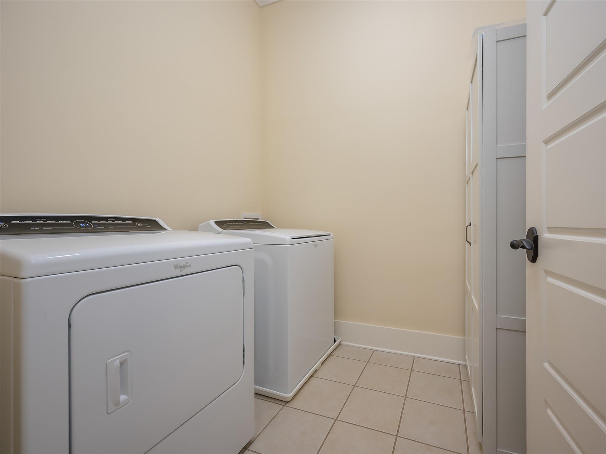 275 Clubhouse, Unit C301 Mill Spring, NC 28756 - Photo 37 of 41 a utility room with dryer and washer