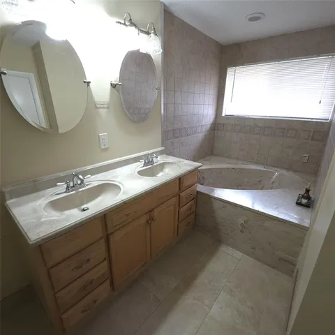 $2,895 | 9959 West Atlantic Boulevard, Coral Springs, FL 33071